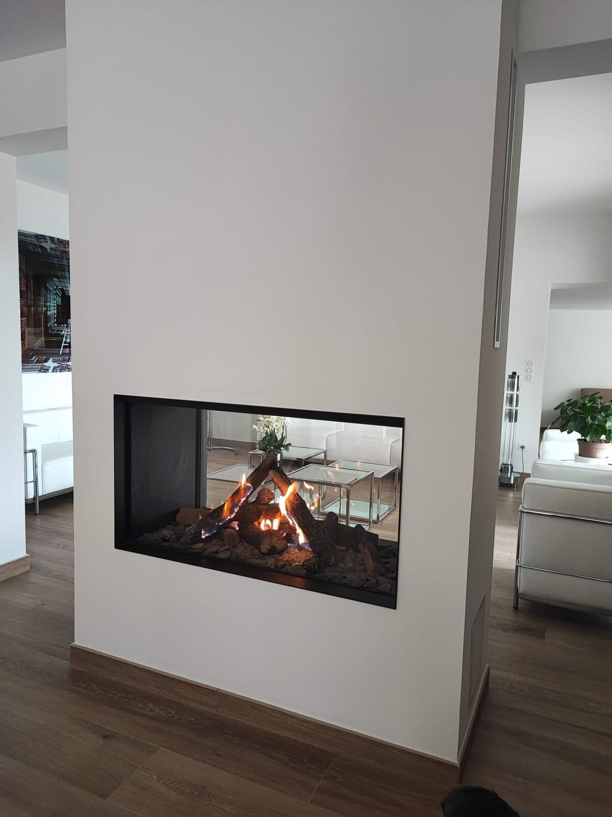 FOYER GAZ double face Kalfire installé à GORDES dans le Vaucluse (84) par Flamme Concept