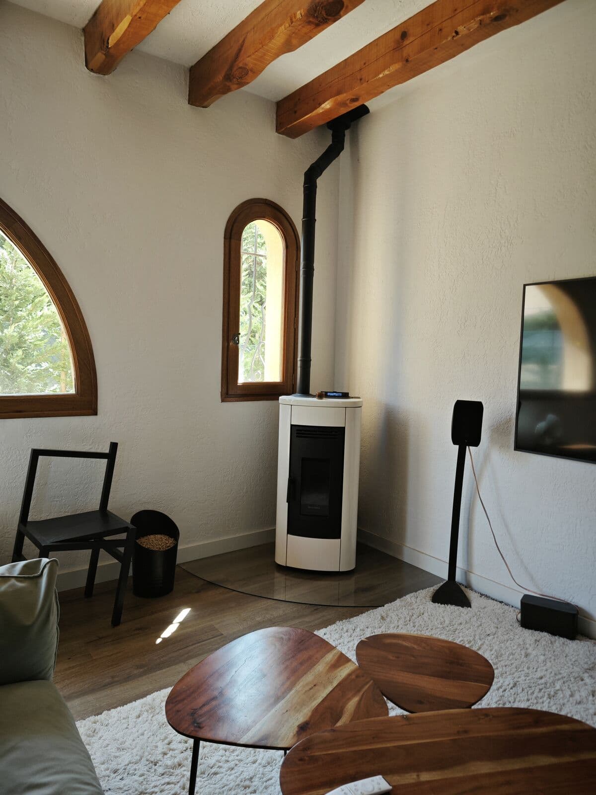 Poele à granulé Nordica Klaudia installé à Bedoin dans le Vaucluse (84410) par Flamme Concept