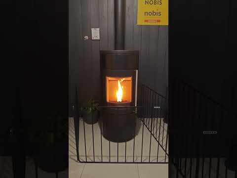 Poêle bi-combustible Nobis Libera sur deux modes